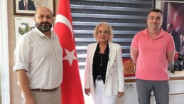 Kan Bağışı Merkezi Müdüründen Lider Vekiline ziyaret
