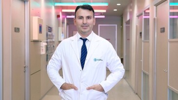 Kifoz uzun vadede önemli sıhhat sıkıntılarına neden olabiliyor! Erken teşhis ve tedavi hem fizikî hem de ruhsal sıhhat için önemli!