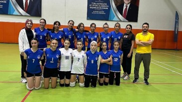 Küçük Sultanlar döneme galibiyetle başladı