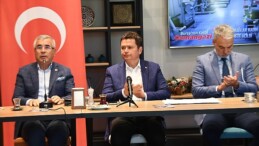 Lider Aydın muhtarları dinliyor, zahmetleri bir bir çözüyor