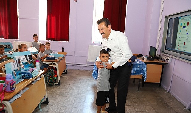 Lider Kırgöz’den Eğitime Takviye