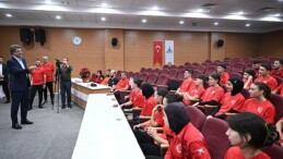 Lider Kocaman ulusal atletlere muvaffakiyetler diledi