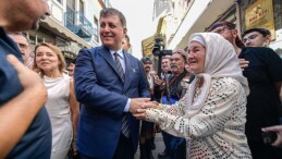 Lider Tugay 74 yıldır yapılan Efe-Zeybek buluşmasına katıldı