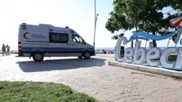 Mavi ambulanslar ve sıhhat takımları plajlarda vazife başındaydı; Büyükşehir en sıkıntı anlarında yanlarındaydı