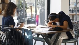 Öğrencilerin en büyük destekçisi Lider Çerçioğlu