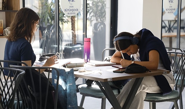 Öğrencilerin en büyük destekçisi Lider Çerçioğlu