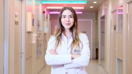 Okula dönüşte çocukların ekran müddetlerini düzenlerken bunlara dikkat! Çocuklarla inatlaşmak sorunu çözmüyor!
