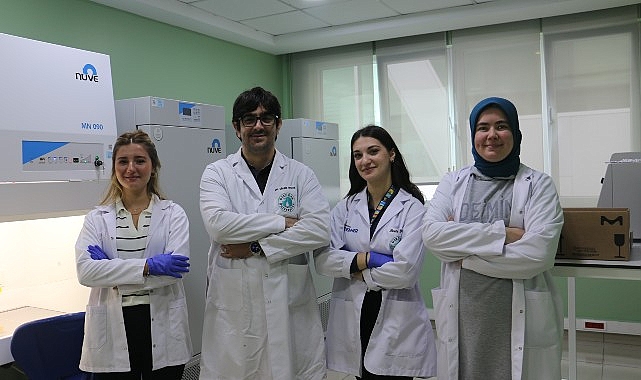 RaDiChal Laboratuvarı Türkiye’deki öğrencilere gen tedavilerini anlatıyor!