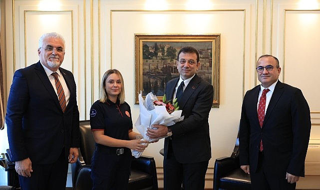 TBB ve İBB Başkanı Ekrem İmamoğlu, 310. kuruluş yıldönümünü kutlayan İstanbul İtfaiyesi gruplarını Saraçhane’de ağırladı