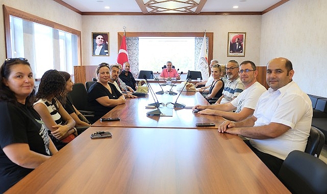 Velilerden Lider Topaloğlu’na teşekkür ziyareti