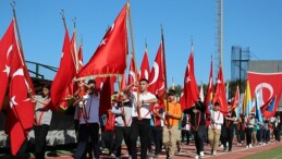 Aliağa, Cumhuriyetin 101. Yılında Atatürk Stadında Buluştu