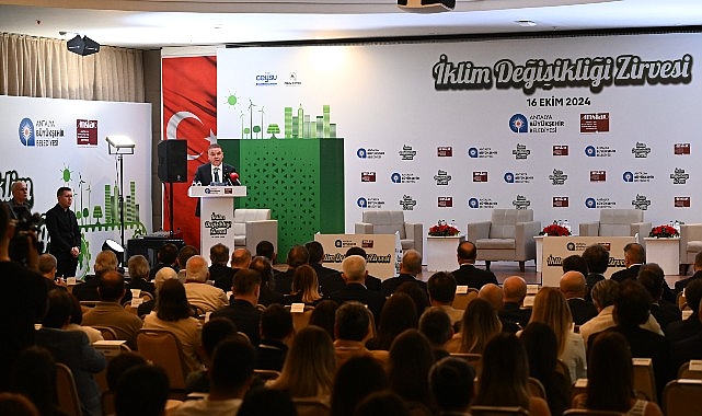 Antalya Büyükşehir Belediyesi İklim Değişikliği Doruğu düzenledi
