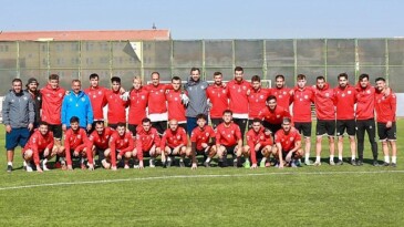 Burhaniye Belediyespor, Balıkesir Derbisine Hazır