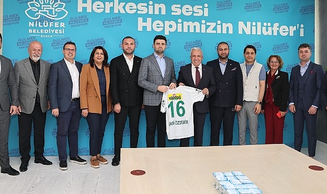 Bursaspor İdaresi’nden Lider Şadi Özdemir’e ziyaret