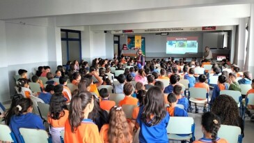 Büyükşehir’den okullarda zelzele tatbikatları