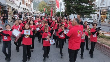 Dünya Bocce Şampiyonası kortej yürüyüşü ile başladı