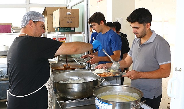 Elmalı’da üniversitelilerin birinci tercihi Büyükşehir Belediyesi yurdu