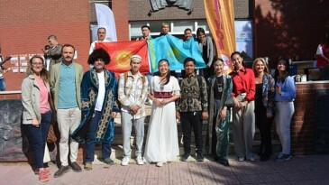 EÜ’de yabancı asıllı öğrencilere yönelik oryantasyon programı düzenlendi