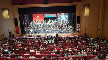 Geleceğin müzisyenlerinden mükemmel konser