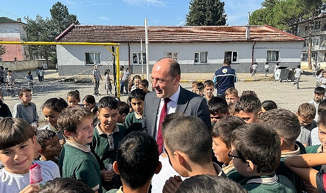 Geyve Belediyesi’nden Okullarda Paklık Seferberliği