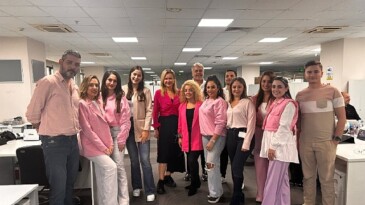 Horoz Lojistik, Göğüs Kanseri Farkındalık Aktifliğiyle Dayanışma Gösterdi