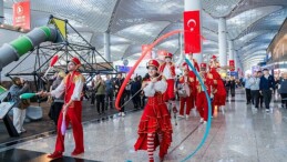 İGA İstanbul Havalimanı konuklarını ‘Cumhuriyet coşkusu’na ortak ediyor