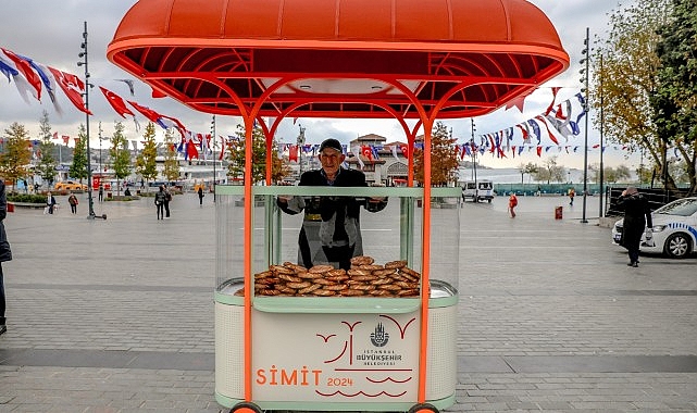 İstanbul’un Yeni Simit Otomobilleri Beşiktaş Meydanı’nda