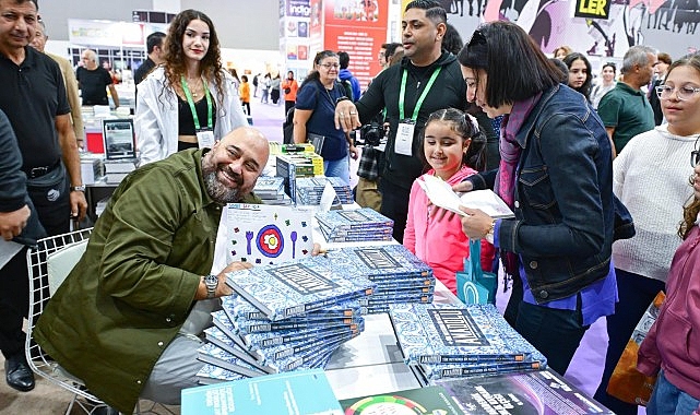 İZKİTAP’a birinci günden ağır ilgi