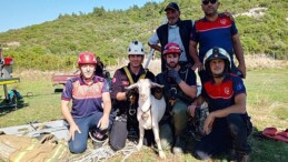 İzmir İtfaiyesi’nden yürekleri ısıtan kurtarma operasyonu