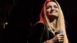 Jülide Özçelik 22 Ekim’de Yapı Kredi bomontiada’da