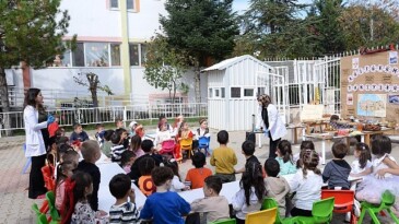 Kahramankazan Belediyesi Kreş ve Gündüz Bakımevi’nde yöresel lezzetler aktifliği düzenlendi.