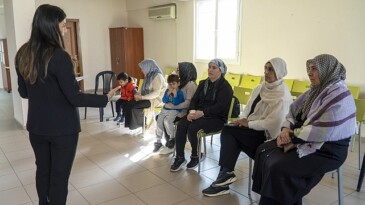 Karşıyakalı anneler ‘Anne Dayanak Programı’ ile güçlenecek