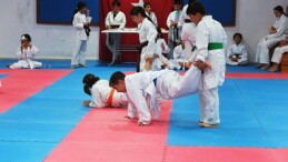 Kemer Belediye karate kadrosu jenerasyon atladı