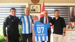 Kemer Belediye Merkez Spor’dan Lider Topaloğlu’na ziyaret