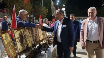 Kemer’de Yörüklerin Halk Konseri düzenlendi