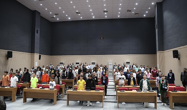 Konya Büyükşehir Belediyesi Çocuk Meclisi Bu Devrin Birinci Toplantısını Yaptı