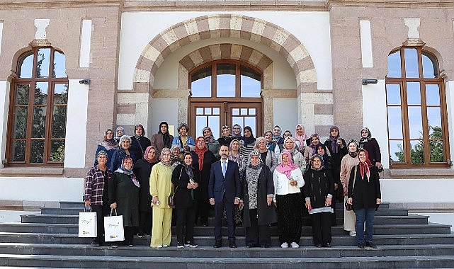 Konya Büyükşehir “Dünya Bayan Çiftçiler Günü”nde Bayan Çiftçileri Buluşturdu