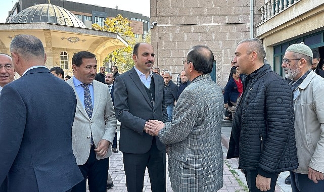 Lider Altay Büyük Buğday Pazarı Camii’nde Esnafla ve Vatandaşlarla Buluştu