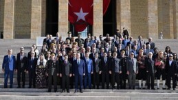 Lider Çırpanoğlu, Başkent’in 101. yılında Anıtkabir’de