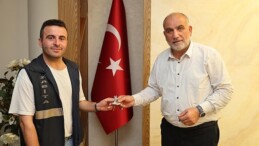 Lider İbrahim Sandıkçı’dan Kahraman Zabıtalara Ödül