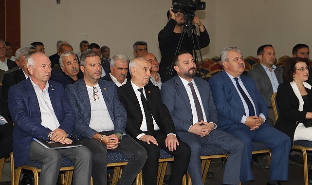 Lider Mustafa Turan Muhtarlar Günü’nü Kutladı