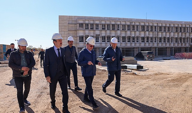 Lider Pekyatırmacı: ” Hoş Sanatlar Lisemiz tüm donanımıyla Türkiye’ye örnek teşkil edecek”