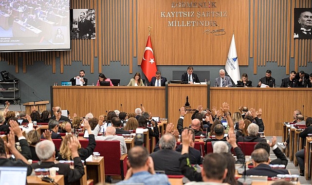 Lider Tugay mecliste Karşıyaka Stadı ile ilgili konuştu “Karşıyaka’nın hakkını istiyoruz”