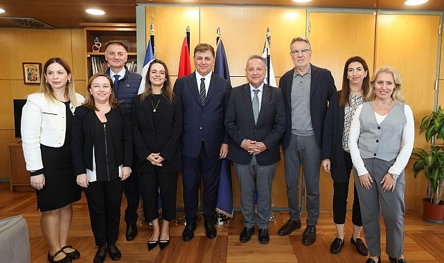 Lider Tugay Selanik’te “İzmir ile Selanik ortasında deniz ve hava ulaşımı için çalışacağız”