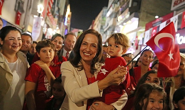 Lider Ünsal: “Yüreklerimizdeki Cumhuriyet ateşi hiç sönmeyecek!”