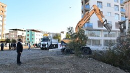Metruk Binaların Yıkımı ile Çiğli’de Trafik Rahatlıyor