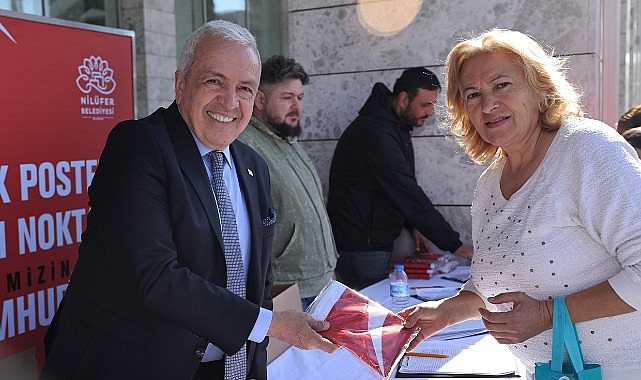 Nilüfer Atatürk posterleriyle donanıyor