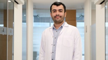 Probiyotikler ağızdaki faydalı bakterilerin sayısını artırabiliyor! Sağlıklı beslenmek diş sıhhati için de önemli…