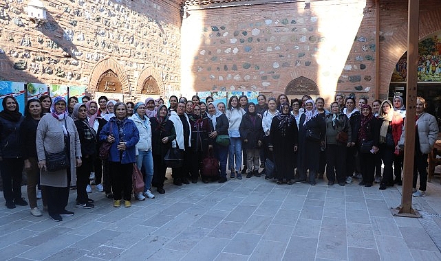 Sarıgöllü Bayanlar Manisa’yı Adım Adım Gezdi