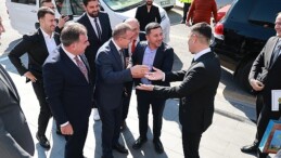 Türkmenistan’ın Ankara Büyükelçisi Mekan İshanguliyev, Belediye Başkanı Arı’yı Ziyaret Etti